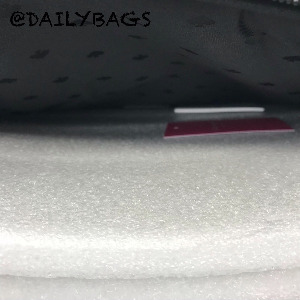 KATE SPADE ODETTE UNIVERSAL 15” LAPTOP SLEEVE - Picture 7 of 7